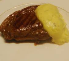 Rump steak with bearnaise sauce