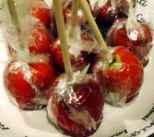 image of toffee apple
